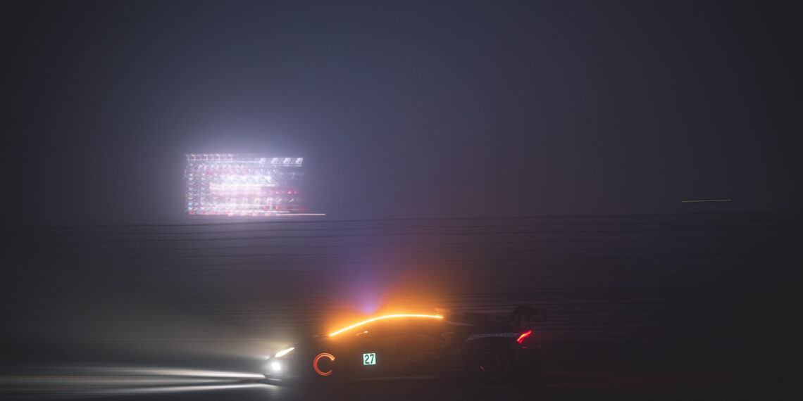 24h Nürburgring: Nebel zwingt zur Rennunterbrechung