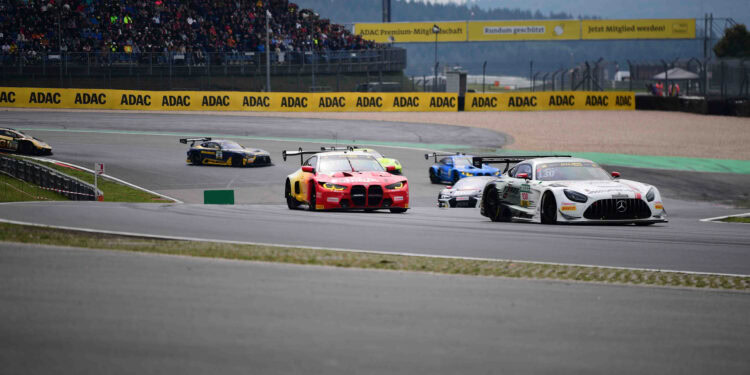 Sheldon van der Linde sichert sich ersten Saisonsieg und 100. DTM-Sieg für BMW am Nürburgring